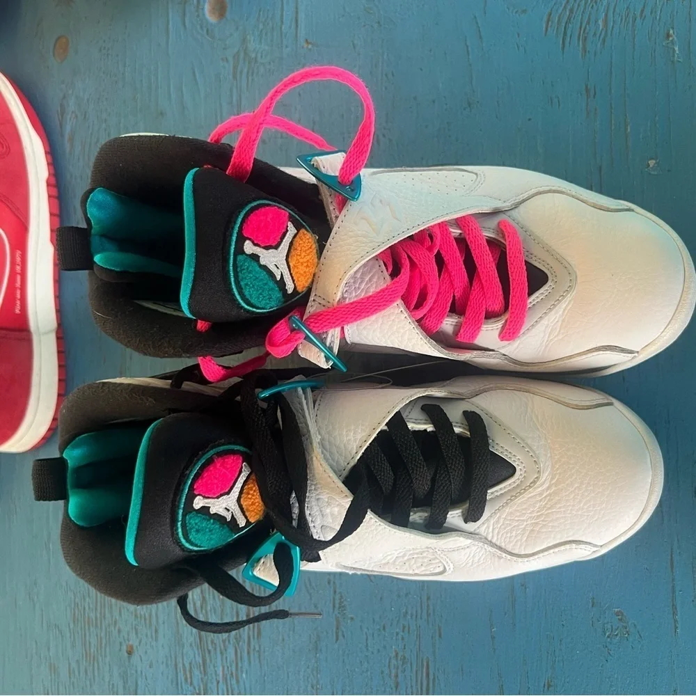 Jordan Athletic Shoes Retro 8 South Beach fits ladies size 9.5